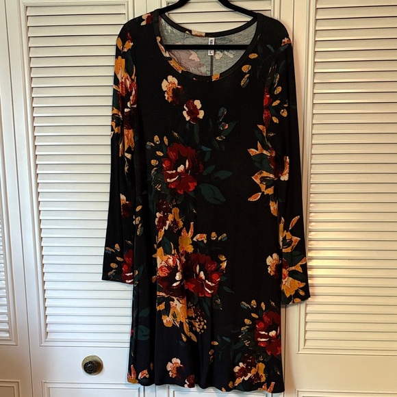 Black Floral Long Sleeve Dress with Pockets Size L - Picture 2 of 8